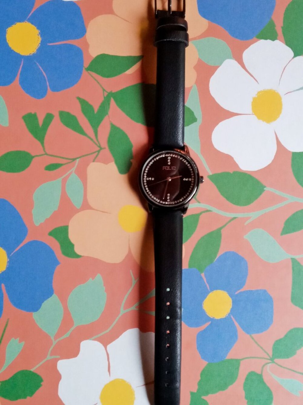 Folio Women's Minimalist Black Fashion Watch w/Sparkly Rhinestones Like New!